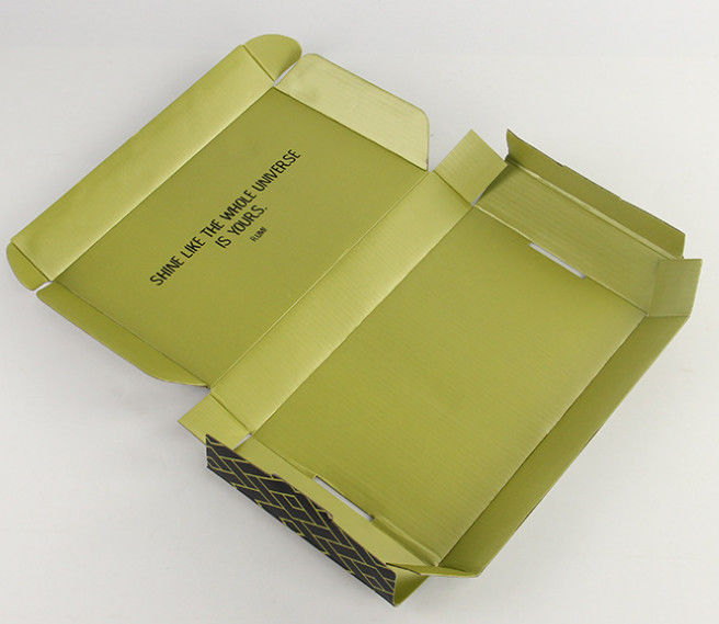 7x5x2 corrugou caixas coloridas do encarregado do envio da correspondência para o transporte de pano dos vestuários