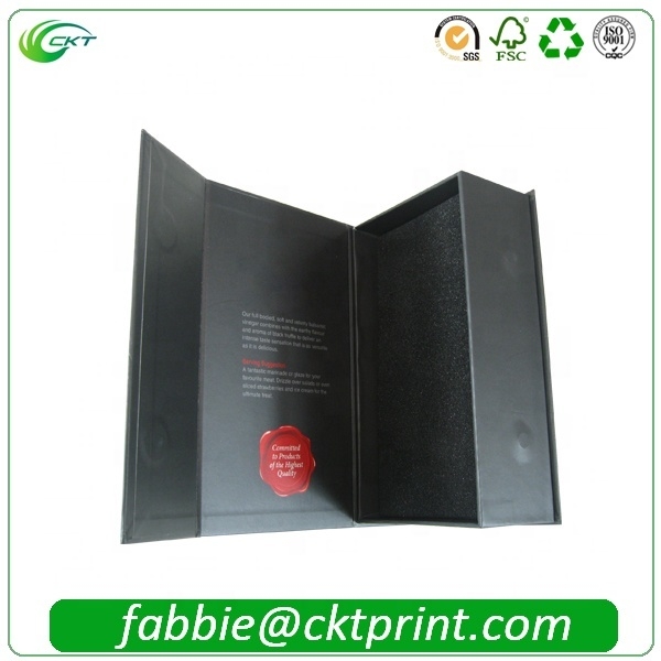 Caixas de embalagem de perfumes de fecho magnético de luxo Papel de cartão ondulado com laminação / verniz brilhante
