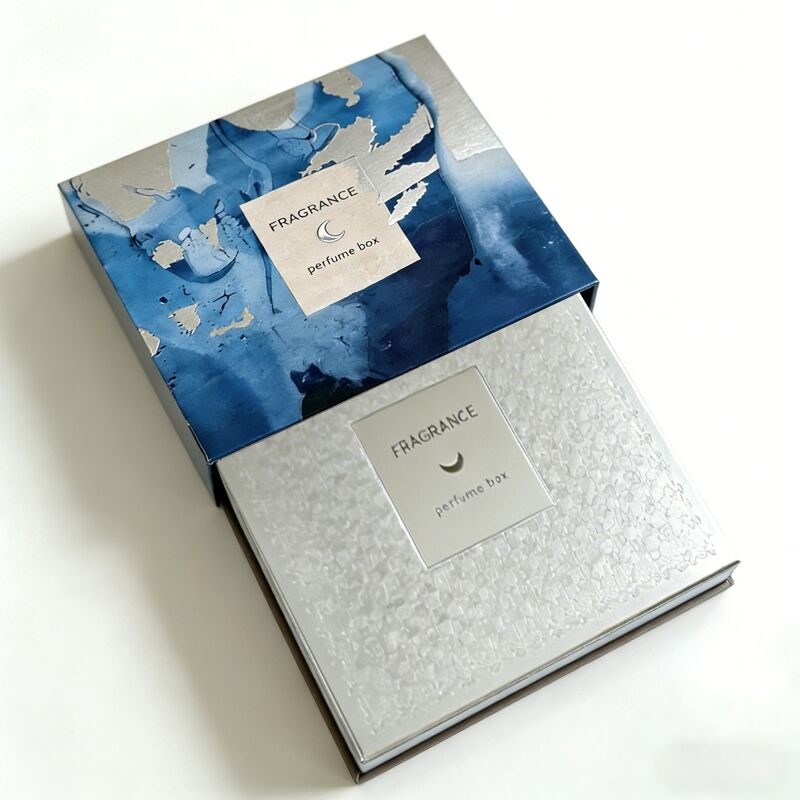 Caixa-presente de perfume personalizada com estampagem em folha de prata e cartão certificado FSC de 350gm para embalagens de fragrâncias de luxo