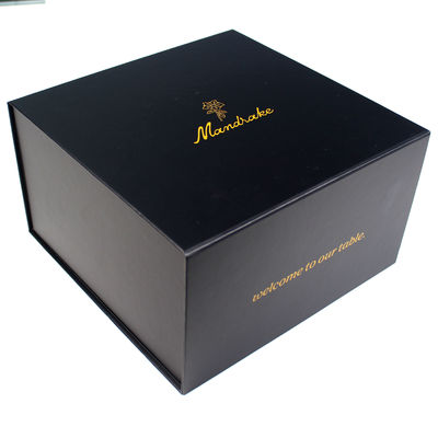 Caixa de presente de beleza dobrável de óleo essencial em preto com cartão rígido e tamanho personalizado